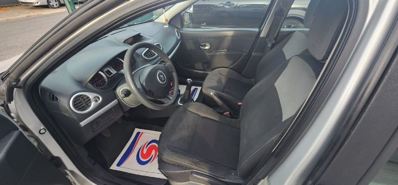 RENAULT CLIO 1.5DCI AUTHENTIQUE  2010