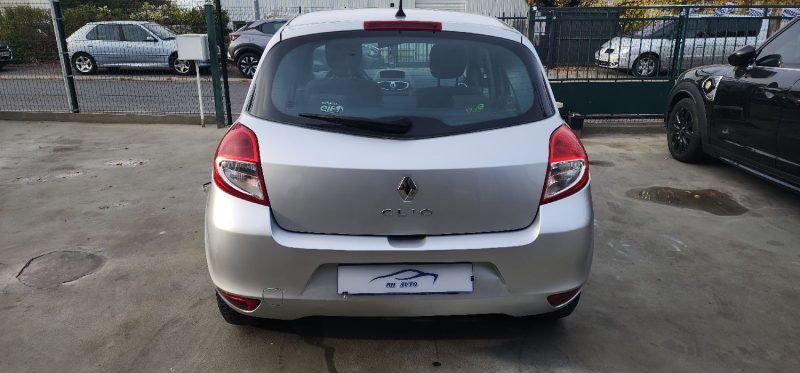 RENAULT CLIO 1.5DCI AUTHENTIQUE  2010