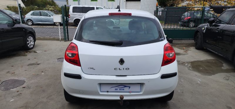 RENAULT CLIO SOCIETE AIR 1.5DCI 85 2008