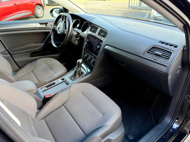 VOLKSWAGEN GOLF VII 1.6 TDI 115CH CONFORTLINE BLUEMOTION BUSINESS 2018