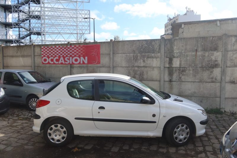 PEUGEOT 206 POP ART 1.1I 60 CH 2005