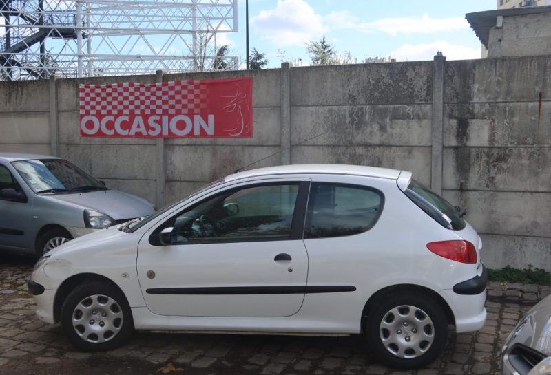 PEUGEOT 206 POP ART 1.1I 60 CH 2005