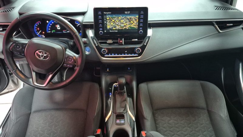 TOYOTA COROLLA TOURING SPORTS 122CV DYNAMIC BUSINESS/ 1 ERE MAIN/TVA RECUP 2021