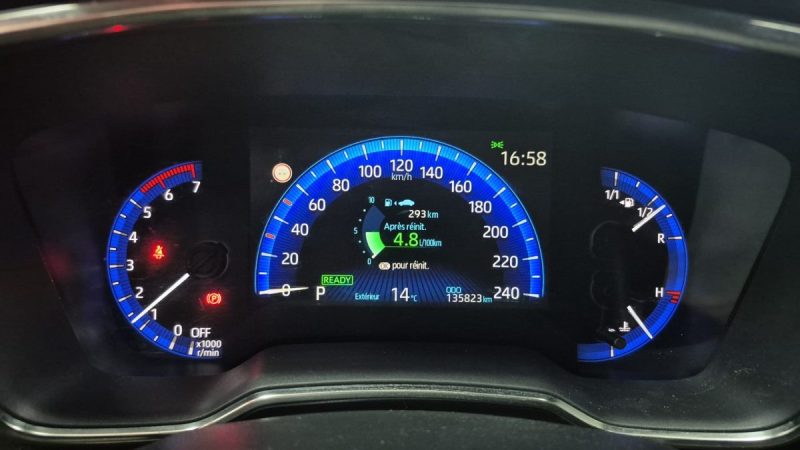 TOYOTA COROLLA TOURING SPORTS 122CV DYNAMIC BUSINESS/ 1 ERE MAIN/TVA RECUP 2021