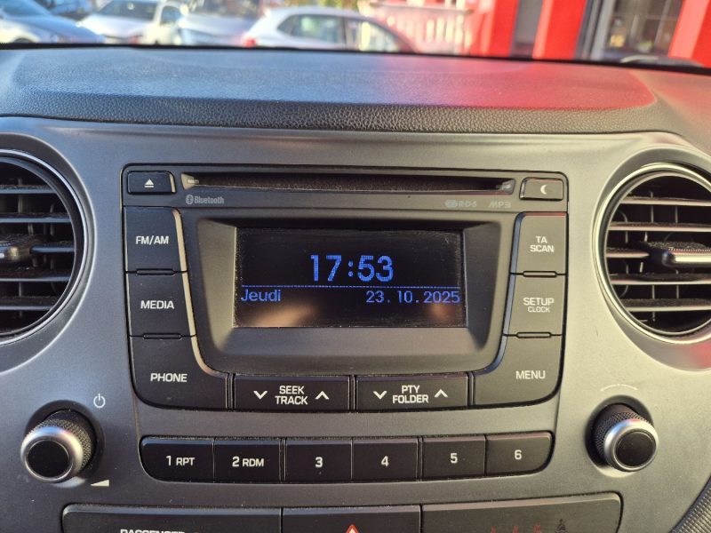 HYUNDAI I 10 1.0 66CH UEFA EURO 2016 2016