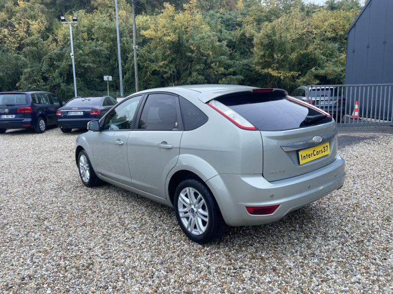 FORD FOCUS SW 1800 TDCI TREND 115 2008 VOLANT MOTEUR + KIT D'EMBRAYAGE + DISQUES PLAQUETTES ARR