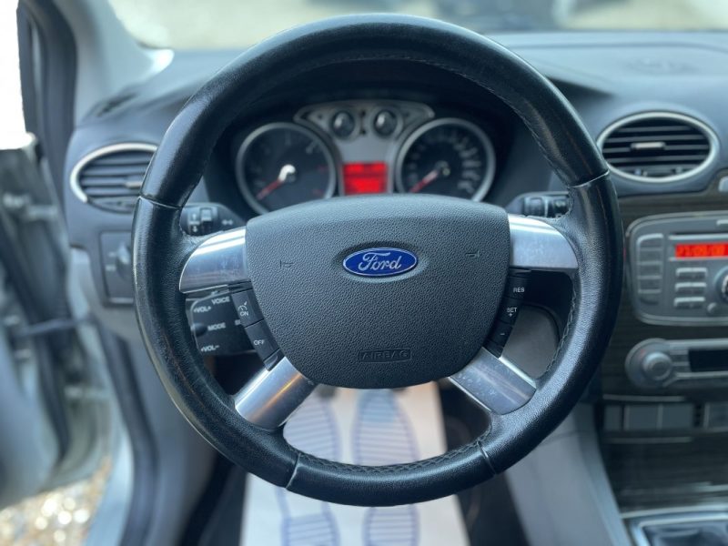 FORD FOCUS SW 1800 TDCI TREND 115 2008 VOLANT MOTEUR + KIT D'EMBRAYAGE + DISQUES PLAQUETTES ARR