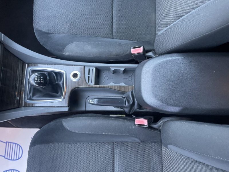 FORD FOCUS SW 1800 TDCI TREND 115 2008 VOLANT MOTEUR + KIT D'EMBRAYAGE + DISQUES PLAQUETTES ARR