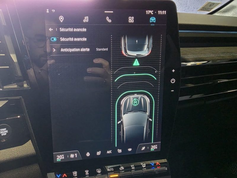 RENAULT AUSTRAL E-TECH 1.2 200 Hybrid / ICONIC ESPRIT ALPINE