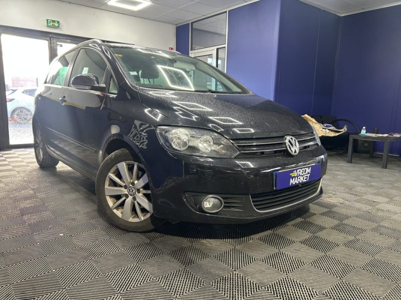 VOLKSWAGEN GOLF + 1.6 TDI 105CH BLUEMOTION TECHNOLOGY FAP CONFORTLINE 2011