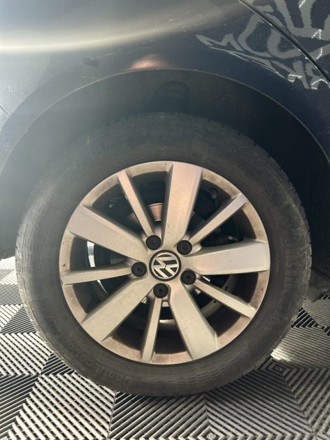 VOLKSWAGEN GOLF + 1.6 TDI 105CH BLUEMOTION TECHNOLOGY FAP CONFORTLINE 2011