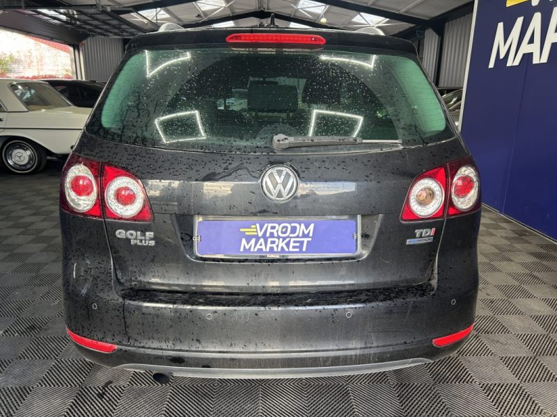 VOLKSWAGEN GOLF + 1.6 TDI 105CH BLUEMOTION TECHNOLOGY FAP CONFORTLINE 2011