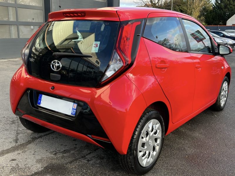 TOYOTA AYGO II PHASE 2 1.0 VVTi 72 Cv 5 PORTES APPLE CARPLAY CAMERA 18 500 Km CritAir1 - Garantie1an