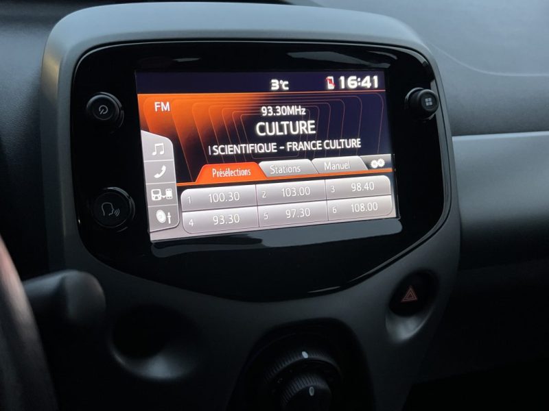 TOYOTA AYGO II PHASE 2 1.0 VVTi 72 Cv 5 PORTES APPLE CARPLAY CAMERA 18 500 Km CritAir1 - Garantie1an