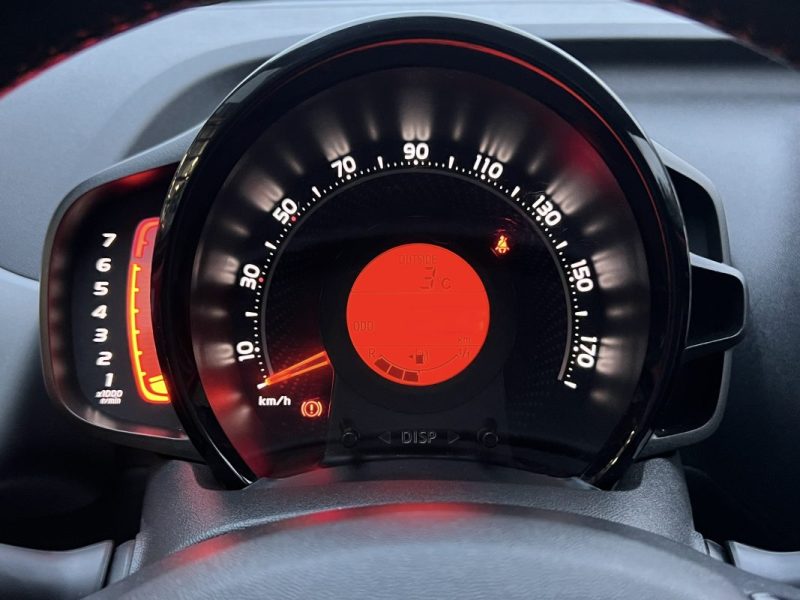 TOYOTA AYGO II PHASE 2 1.0 VVTi 72 Cv 5 PORTES APPLE CARPLAY CAMERA 18 500 Km CritAir1 - Garantie1an