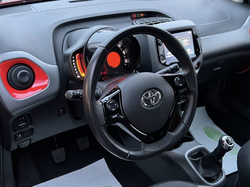 TOYOTA AYGO II PHASE 2 1.0 VVTi 72 Cv 5 PORTES APPLE CARPLAY CAMERA 18 500 Km CritAir1 - Garantie1an