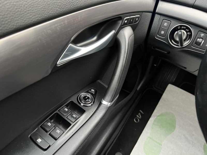 HYUNDAI I40 SW PHASE 2 CREATIVE 1.7 CRDI 141 Cv BOITE AUTO CUIR TOIT OUVRANT GPS Etc - GARANTIE 1 AN