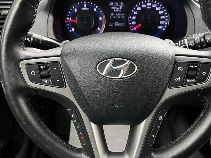 HYUNDAI I40 SW PHASE 2 CREATIVE 1.7 CRDI 141 Cv BOITE AUTO CUIR TOIT OUVRANT GPS Etc - GARANTIE 1 AN