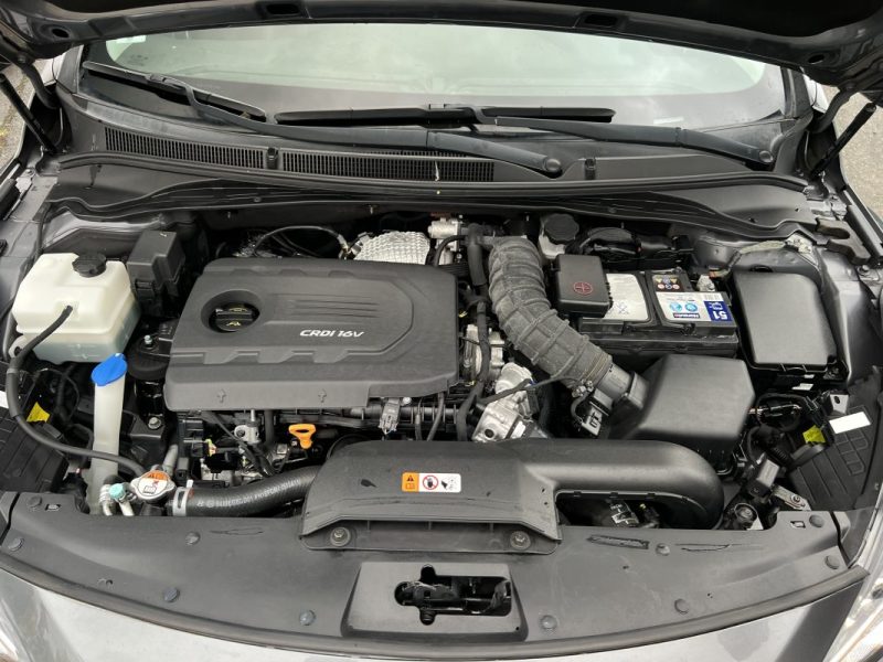 HYUNDAI I40 SW PHASE 2 CREATIVE 1.7 CRDI 141 Cv BOITE AUTO CUIR TOIT OUVRANT GPS Etc - GARANTIE 1 AN