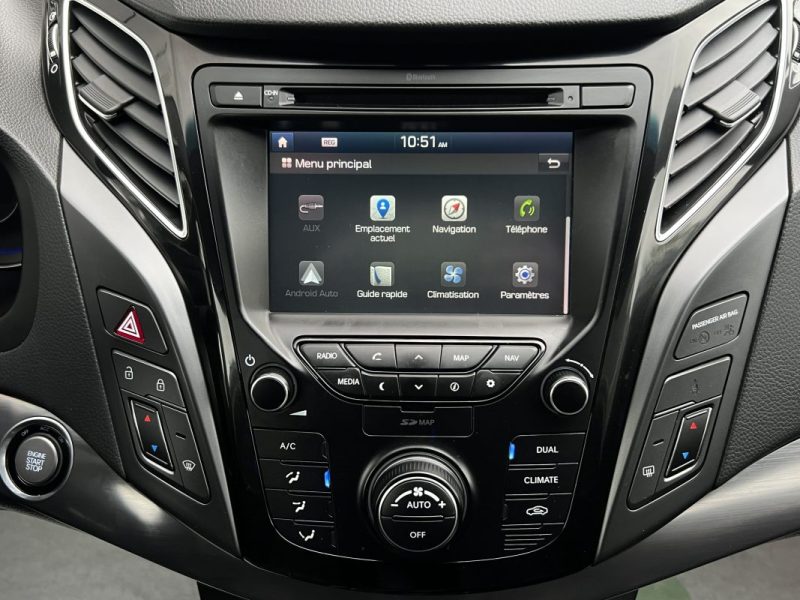 HYUNDAI I40 SW PHASE 2 CREATIVE 1.7 CRDI 141 Cv BOITE AUTO CUIR TOIT OUVRANT GPS Etc - GARANTIE 1 AN