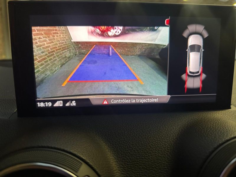 AUDI Q2 30 TFS Design NAVI LED PARKING AV AR