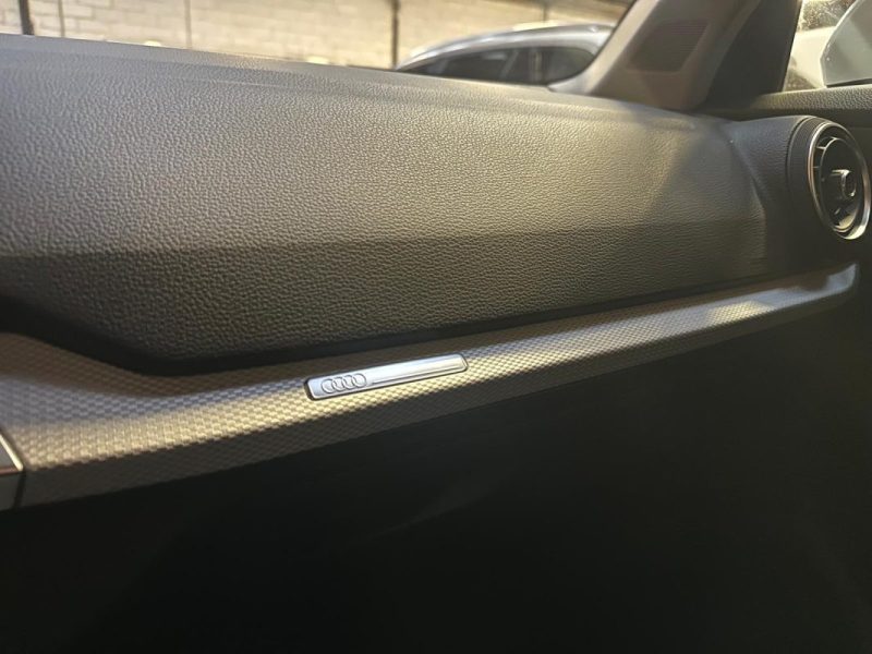 AUDI Q2 30 TFS Design NAVI LED PARKING AV AR