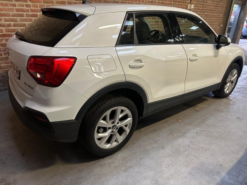 AUDI Q2 30 TFS Design NAVI LED PARKING AV AR