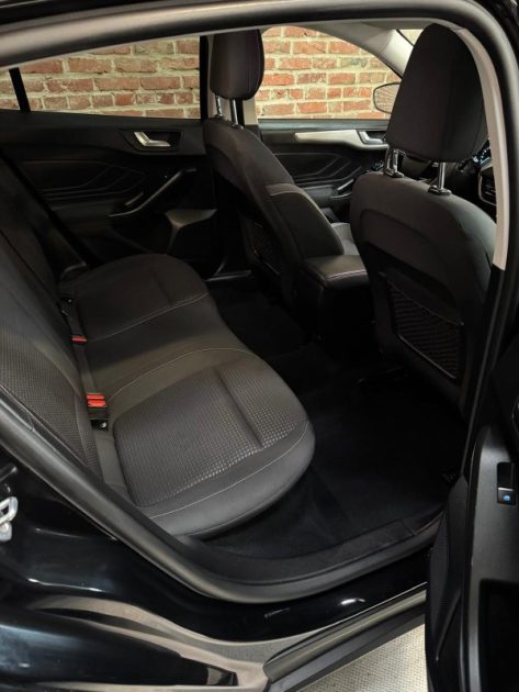 FORD FOCUS ACTIVE 1.5 ECOBLUE 120CV 1ERE MAIN