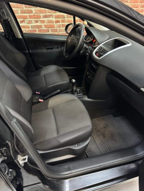 FORD FOCUS ACTIVE 1.5 ECOBLUE 120CV 1ERE MAIN