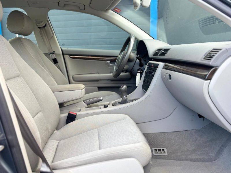 AUDI A4 2.0 TDI 140CH AMBIENTE 2006