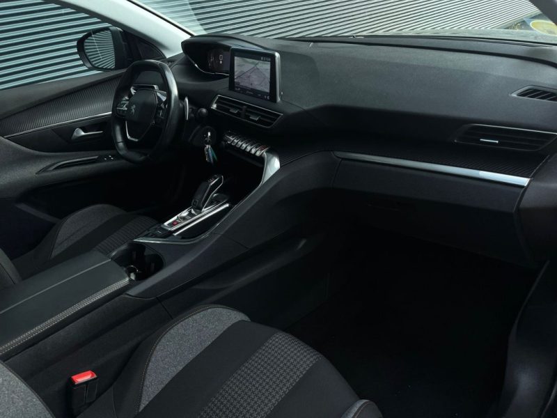 Peugeot 3008 II 1.5 Bluehdi 130ch Active Business