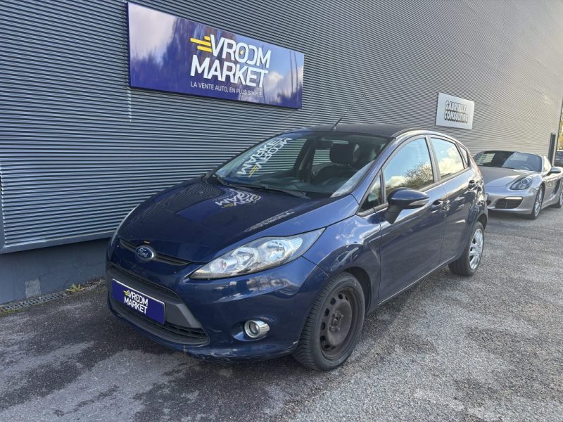 FORD FIESTA 1.4 16V 82CH TITANIUM 5P 2011- 4 PNEUS NEUFS - ENTRETIEN RECENT