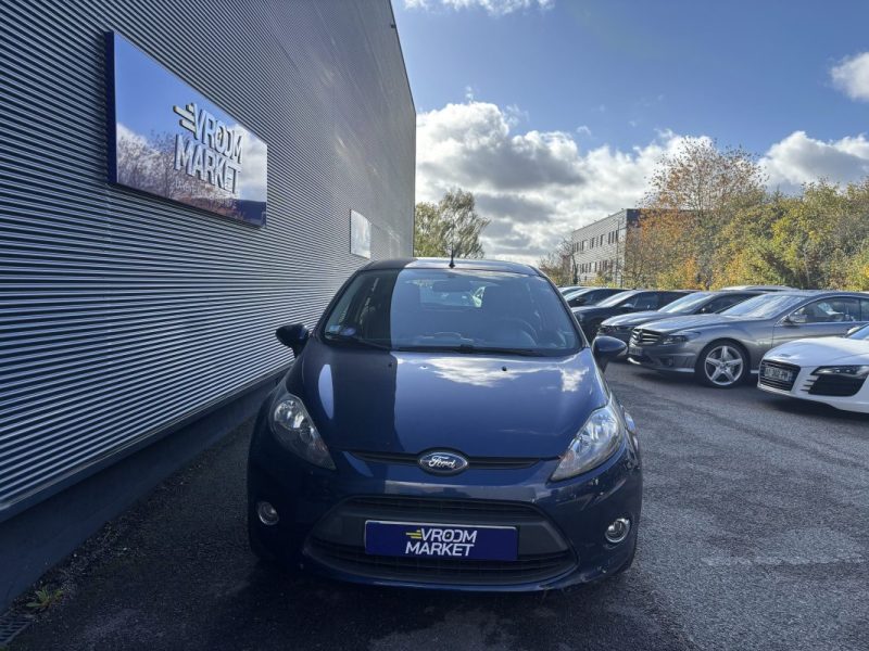 FORD FIESTA 1.4 16V 82CH TITANIUM 5P 2011- 4 PNEUS NEUFS - ENTRETIEN RECENT