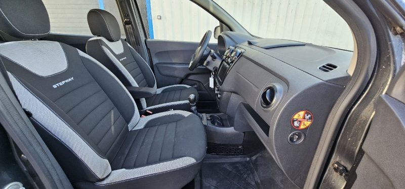 DACIA LODGY STEPWAY 1.3 TCE 130CH  7 PLACES