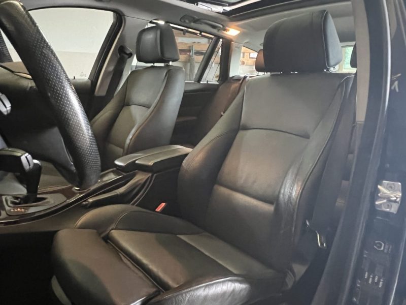 BMW SERIE 3 E91 330D 231cv - FINITION LUXE - BVA6 - GPS - CUIR - 186500KM 