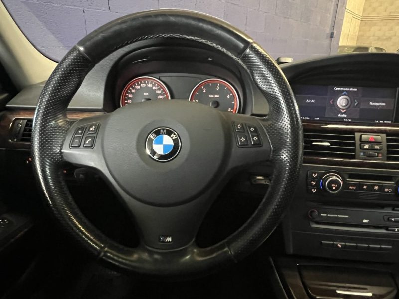 BMW SERIE 3 E91 330D 231cv - FINITION LUXE - BVA6 - GPS - CUIR - 186500KM 