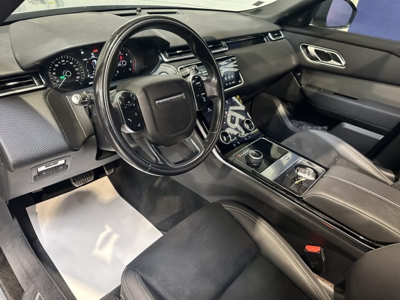 LAND ROVER RANGE ROVER VELAR 2.0 TD4 180ch R-DYNAMIC - TOIT OUVRANT / CAMERA 