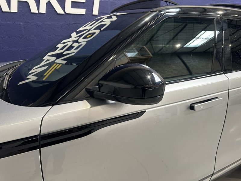 LAND ROVER RANGE ROVER VELAR 2.0 TD4 180ch R-DYNAMIC - TOIT OUVRANT / CAMERA 