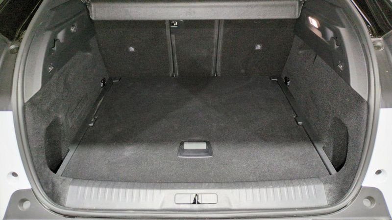 Peugeot 3008 nouveau Hybrid 145 e-dcs6 gt