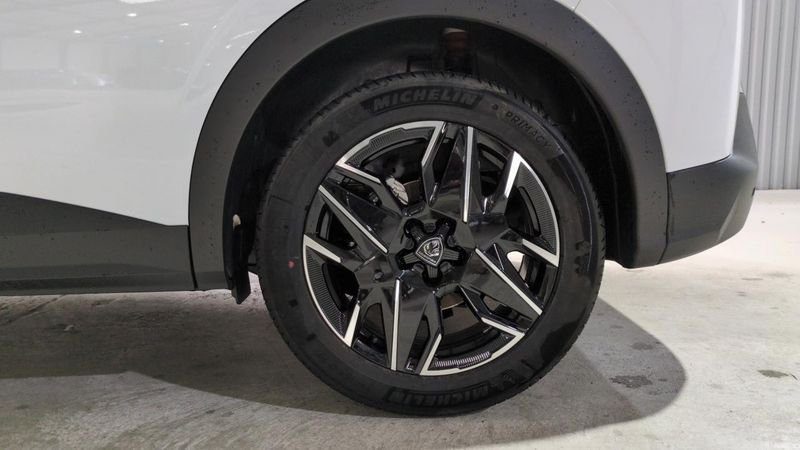 Peugeot 3008 nouveau Hybrid 145 e-dcs6 gt