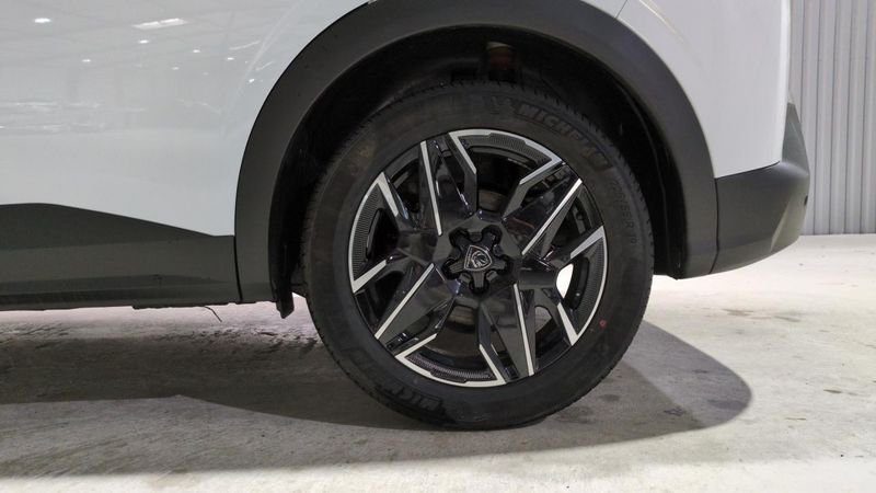 Peugeot 3008 nouveau Hybrid 145 e-dcs6 gt