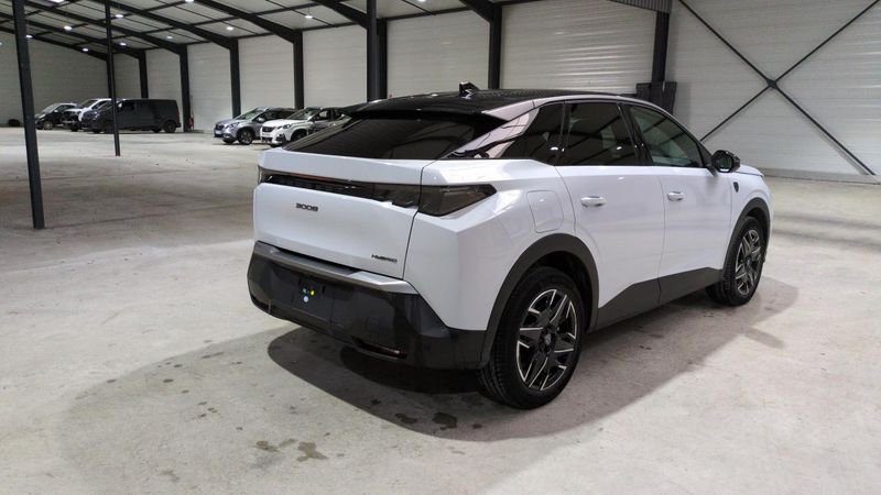 Peugeot 3008 nouveau Hybrid 145 e-dcs6 gt