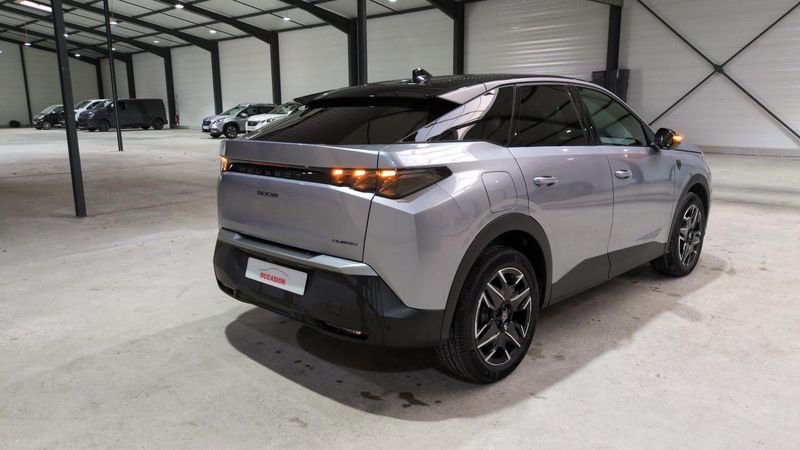 Peugeot 3008 nouveau Hybrid 145 e-dcs6 gt