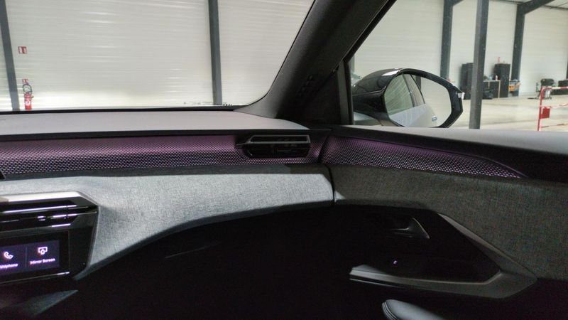 Peugeot 3008 nouveau Hybrid 145 e-dcs6 gt