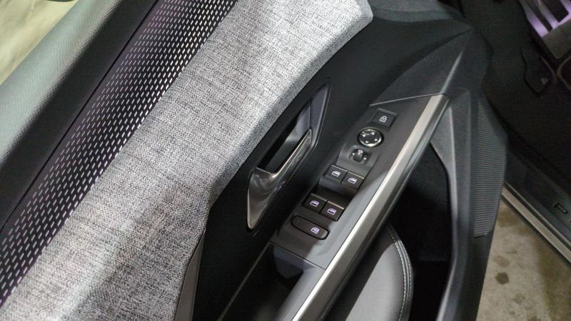 Peugeot 3008 nouveau Hybrid 145 e-dcs6 gt