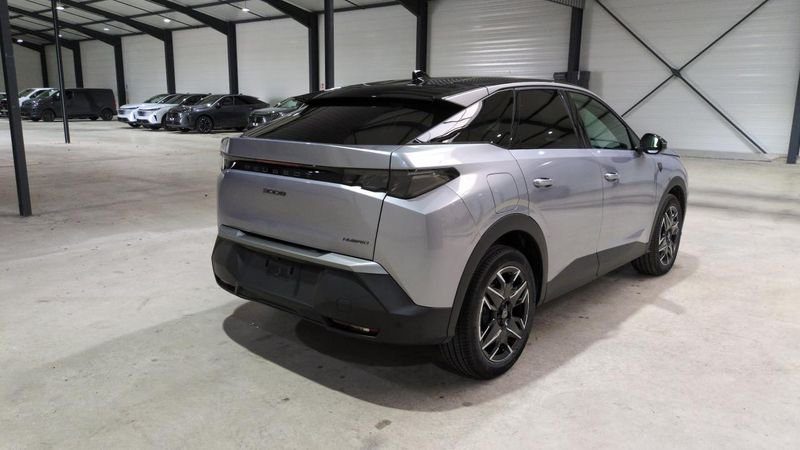 Peugeot 3008 nouveau Hybrid 145 e-dcs6 gt