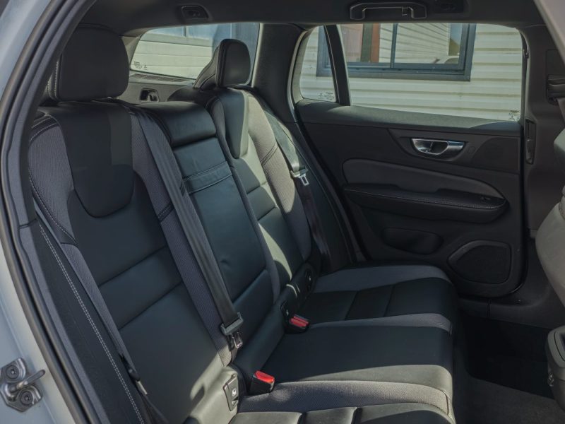 VOLVO V60 B4 R-DESIGN 2.0 TDI 197Cv AWD