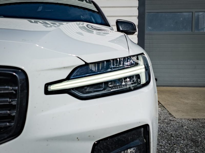 VOLVO V60 B4 R-DESIGN 2.0 TDI 197Cv AWD