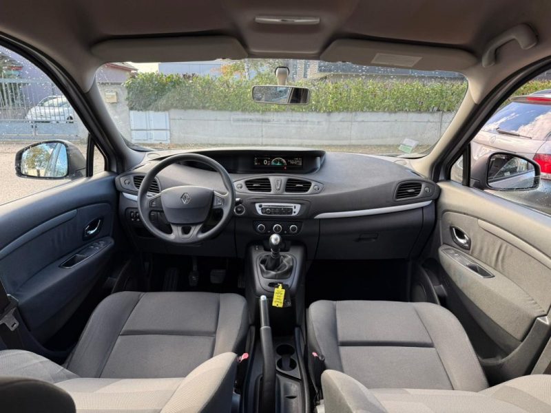 RENAULT MEGANE SCENIC 1.5 DCI 95CH FAP EXPRESSION ECO² 2013