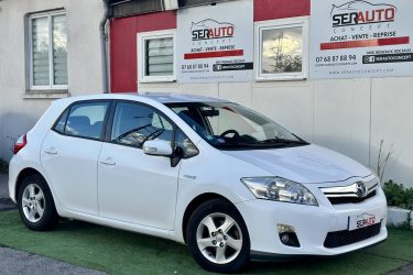 TOYOTA AURIS HYBRIDE 136H DYNAMIC